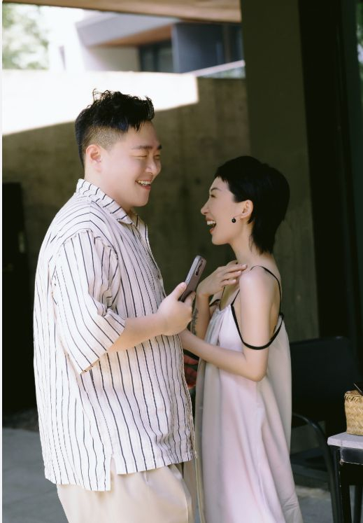 郝劭文林宁瑞大婚,好兄弟释小龙担任伴郎,新娘着装被指像睡衣