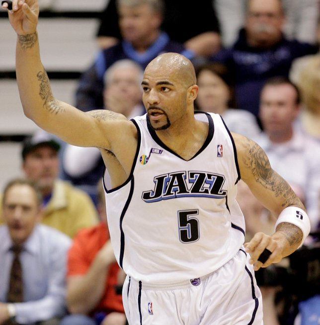 布泽尔被誉为姚明克星并非如此爵士队的体系克制了火箭队