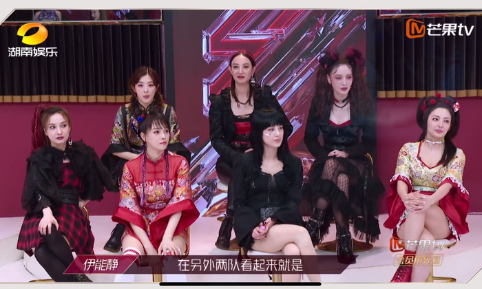张雨绮团分不高,一个人先跑下台,因为不想哭,疑分团不公很无奈