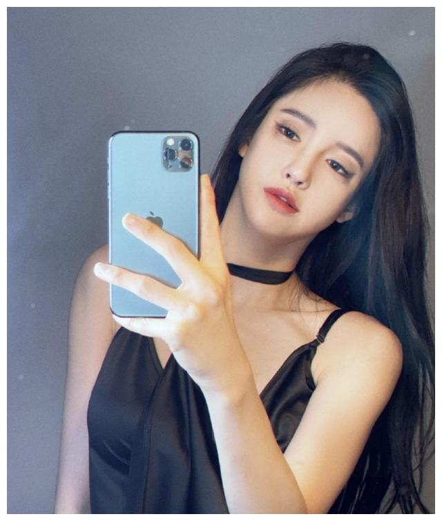 某音网红潘南奎换滤镜直播后被说吃藕网友这个脸就像个蛋