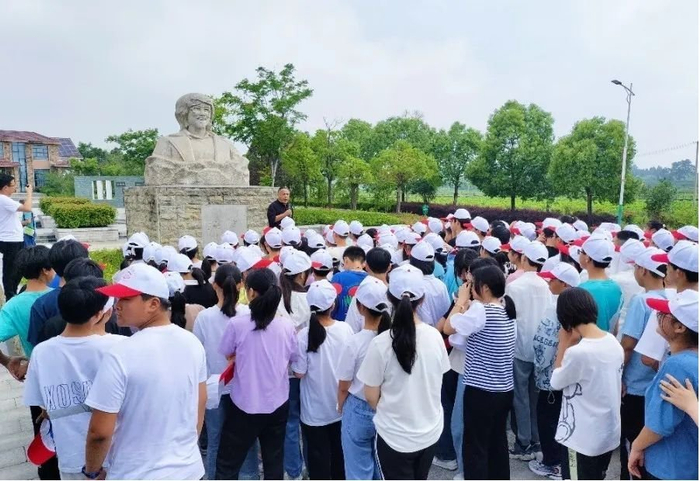 海子文化园:遇见美丽乡村,细品诗歌韵味|海子|文化园|诗歌_新浪新闻