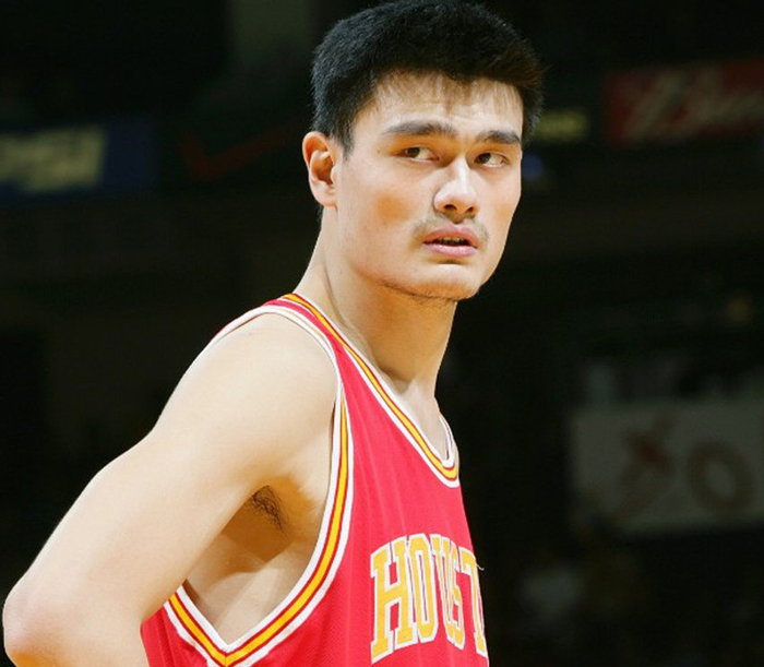 姚明留给nba的不仅仅是个子高还有精湛的技术尤其是罚球