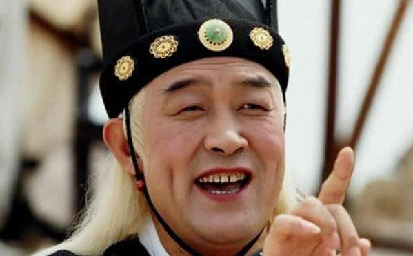 同样是宦官专权,唐朝太监可以废立皇帝,而明朝太监却只是工具人