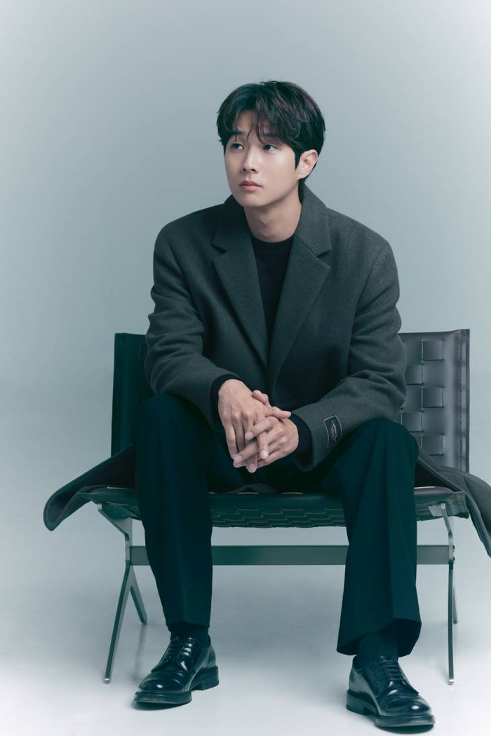 韩国艺人崔宇植拍代言品牌最新宣传照|崔宇植|宣传照|韩国艺人_新浪
