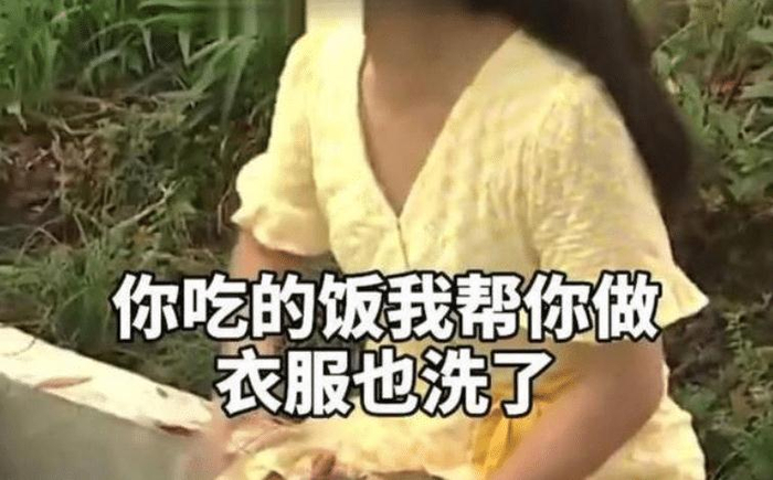 丈夫当众指责妻子:整天用带娃当借口,就是好吃懒做不愿意上班