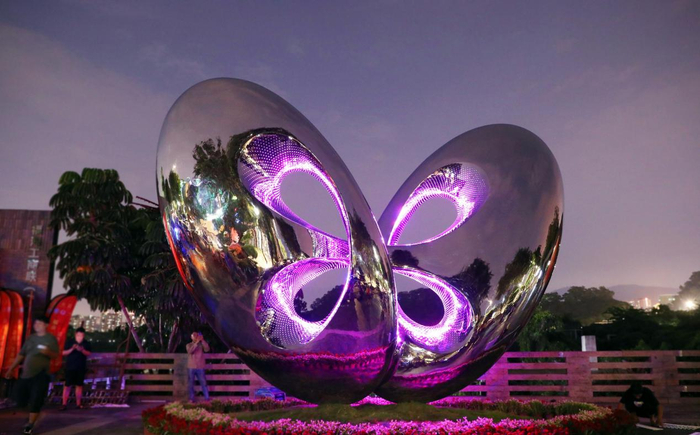 "福蝶"飞舞!深圳一公园迎来新雕塑落成