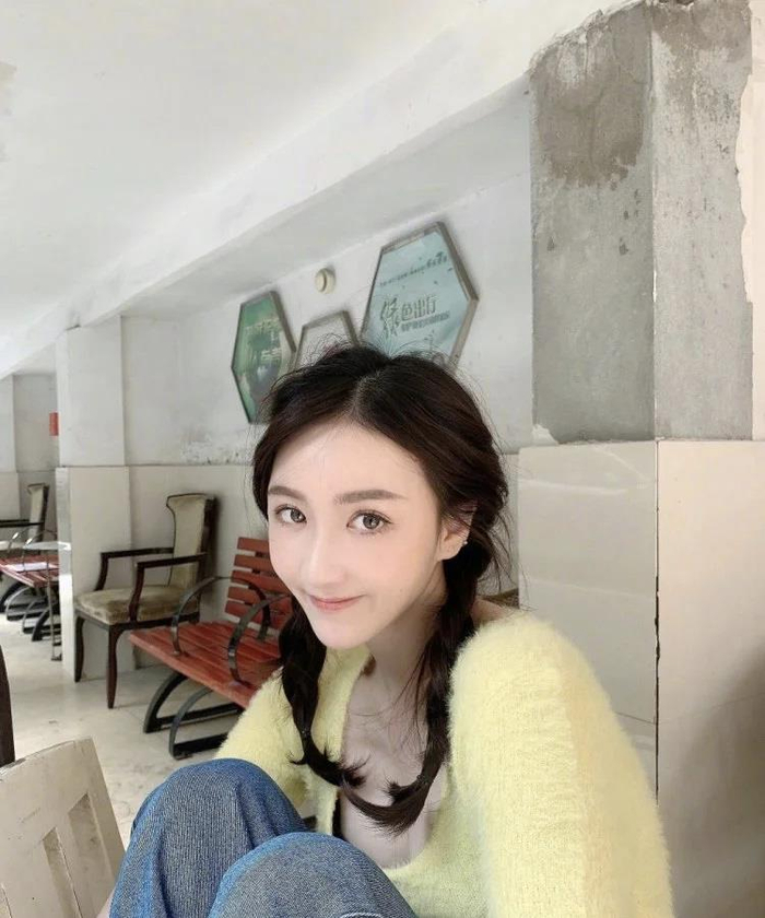 承认恋情了任豪深夜讲述大海和月亮回应赵梦洁的爆料