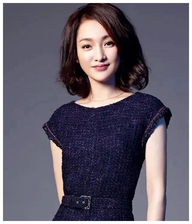 王艳的豪门继子王烁:比继母小8岁追女明星,周迅范冰冰皆在其中_新浪新闻