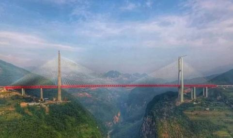 国内最神奇的桥梁之一,有腾云驾雾感,被外国友人称之为世界奇迹__财经
