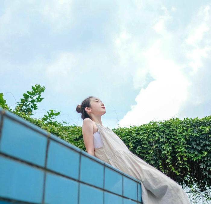 5500韩元在韩国女校食堂能吃到什么？？？？没有草料，，，，，，但也没有肉