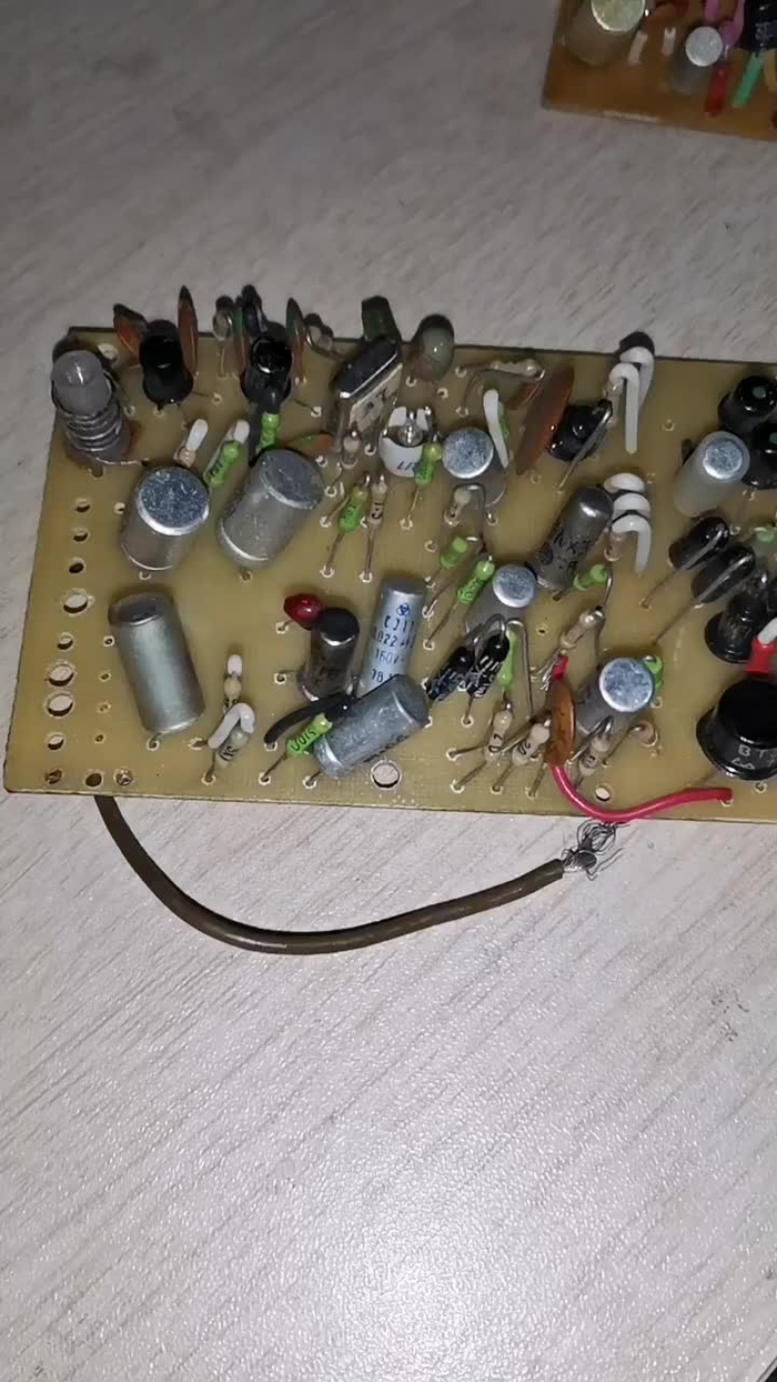 以前自己做设计做电路板,那种感觉油然而生