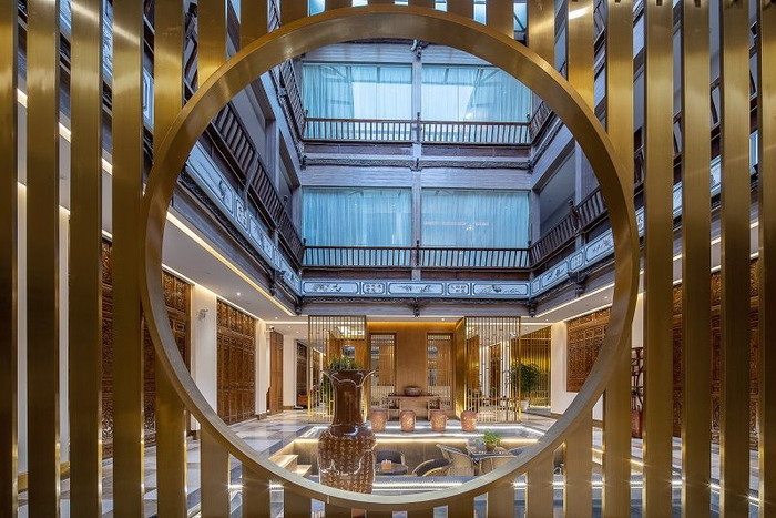 旅享生活宅在建水俯瞰千年碗窑村入住传统中式庭院禧院酒店