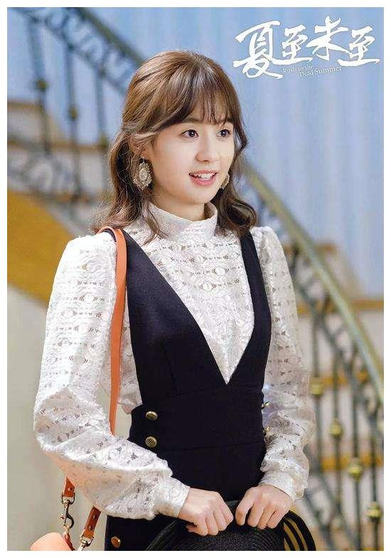 《伪装者》宋轶《华胥引》里面的甘婷婷,这部剧中扮演的慕容安温婉