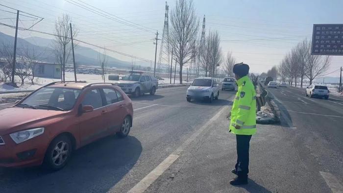 2月11日,在永吉縣口前鎮收費站附近路段發生交通事故,致雙方車損,車