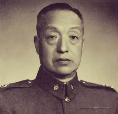 傅作义起义后,却秘密私藏武器电台一年多,难道想东山再起?