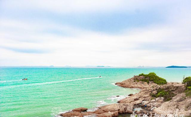 深圳最美的沙滩之一水清沙白只有当地人才知道的休闲胜地