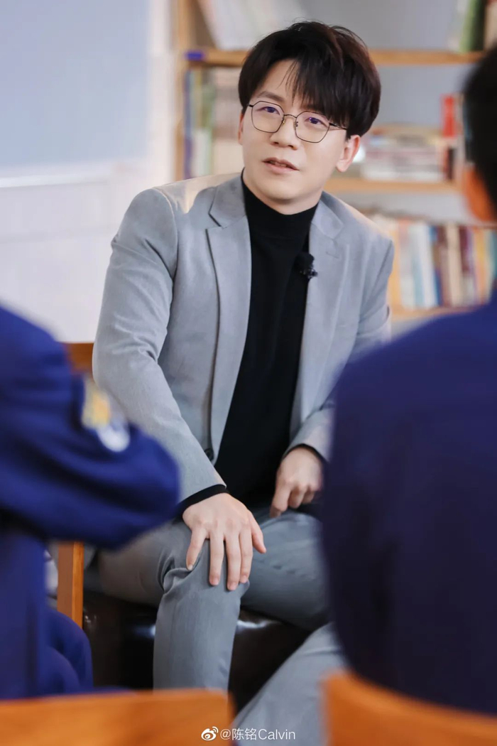 陈铭再受质疑|陈铭|质疑|论文_新浪新闻