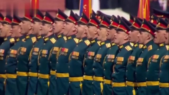 俄罗斯红场阅兵:全场跟随普京高喊“乌拉”,气势高涨!__财经头条