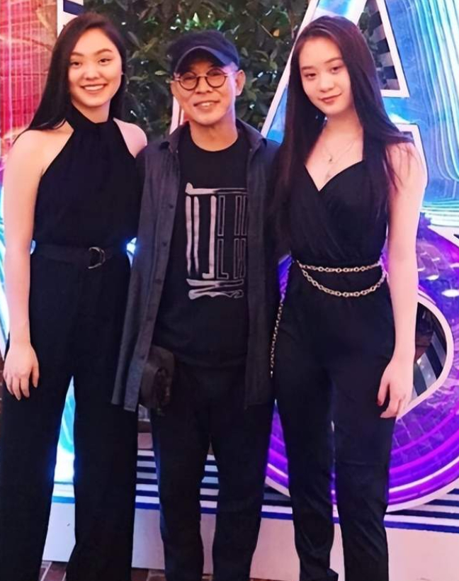 李连杰谈去世后安排,不立碑不办丧事,四个女儿生活状态天差地别