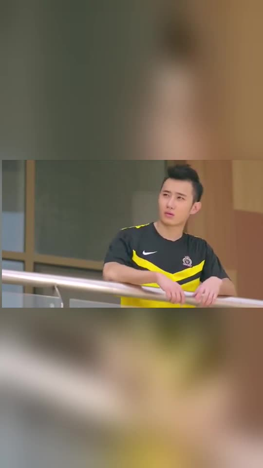 旋风十一人:陌生男子的出现,点燃了秦明浩的斗志,陈一之倒霉了