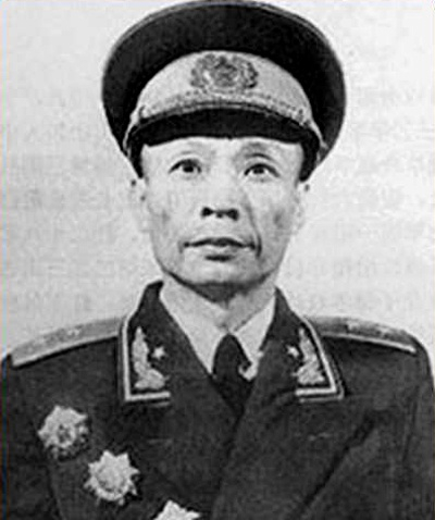 傅作义起义后,却秘密私藏武器电台一年多,难道想东山再起?