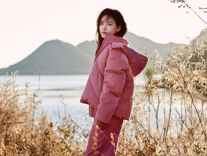 章若楠 《ok!精彩》12月刊双封面释出,酷飒千鸟格套装