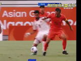 阿联酋小动作不断！多次爆发冲突！李昊神扑！国足小组第一晋级
