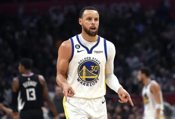 库里领衔核心阵容稳定性展望