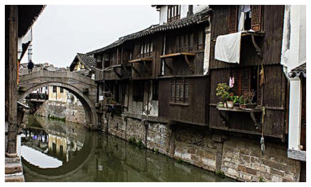 上海鲜为人知的古镇，风景美如丽江古镇，且就在迪士尼附近