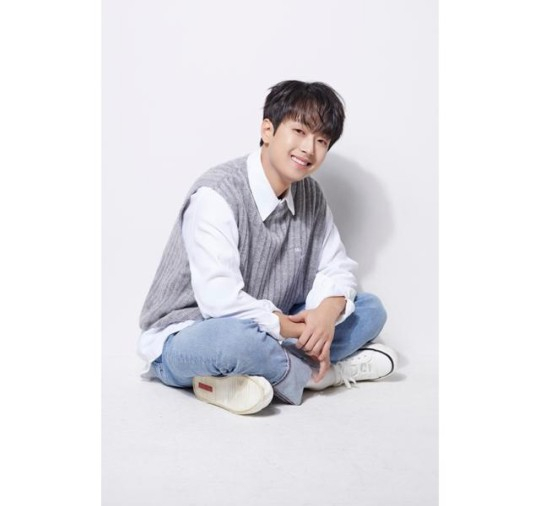 韩国艺人李灿元粉丝为暴雨灾民捐献1亿6174万韩元|韩