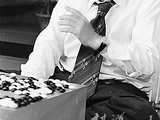 51岁的藤泽秀行，加冕首届棋圣——日本围棋百大奠基人067