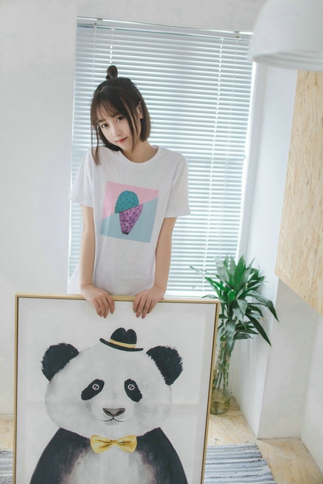 可爱清纯00后美女甜美优雅俏皮唯美写真