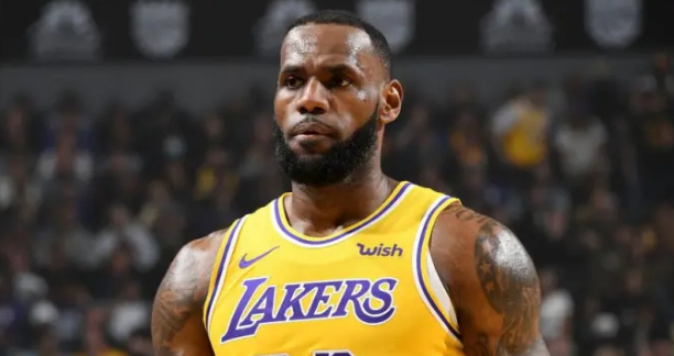 字母哥湖人联手开启新时代篇章