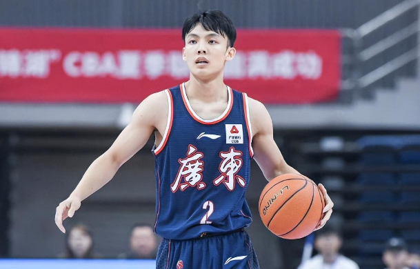 广东宏远5分惜败遭遇大逆转徐杰爆发任骏飞表现糟糕