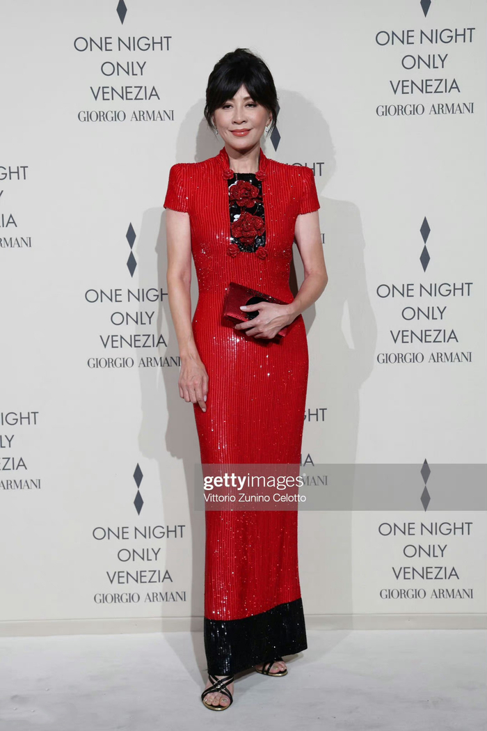 刘嘉玲在威尼斯出席giorgioarmanionenightinvenice的大秀
