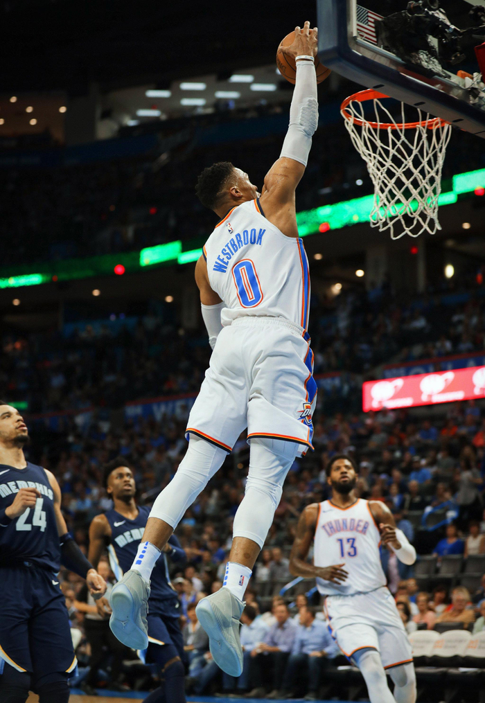 nba现役单场助攻王也是历史三双王雷霆威少24次助攻盘活全场