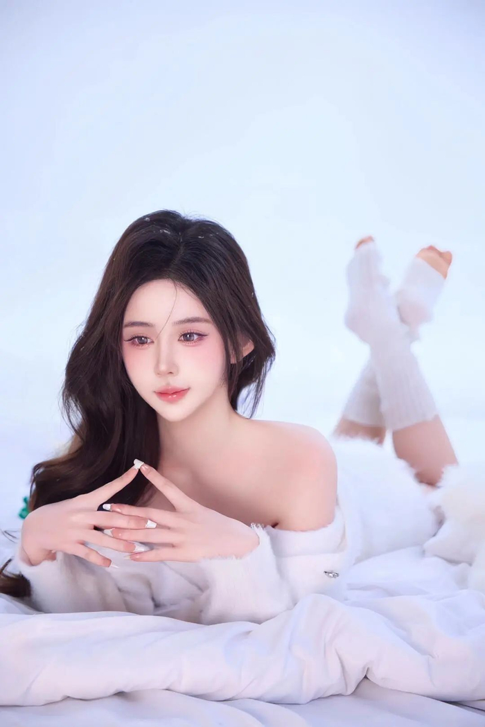 纯欲女友私房优雅自信青春唯美写真