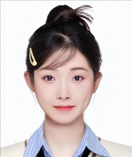 巴黎奥运会惊现"瓜子脸吴艳妮",网友无语:开的多少级美颜?