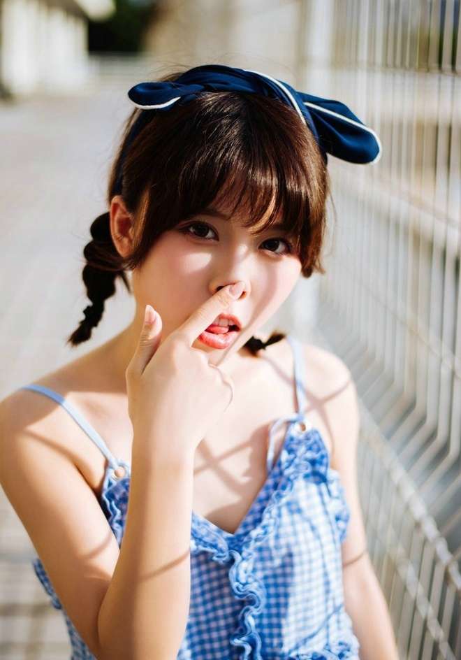 清纯可爱少女爱玩自拍搞怪俏皮阳光写真