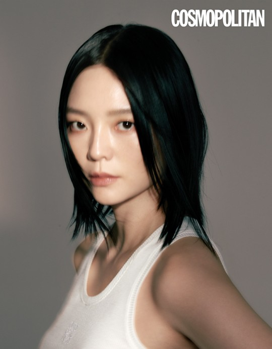 韩国女艺人李絮最新杂志写真曝光|李絮|杂志|韩国女艺人_新浪新闻
