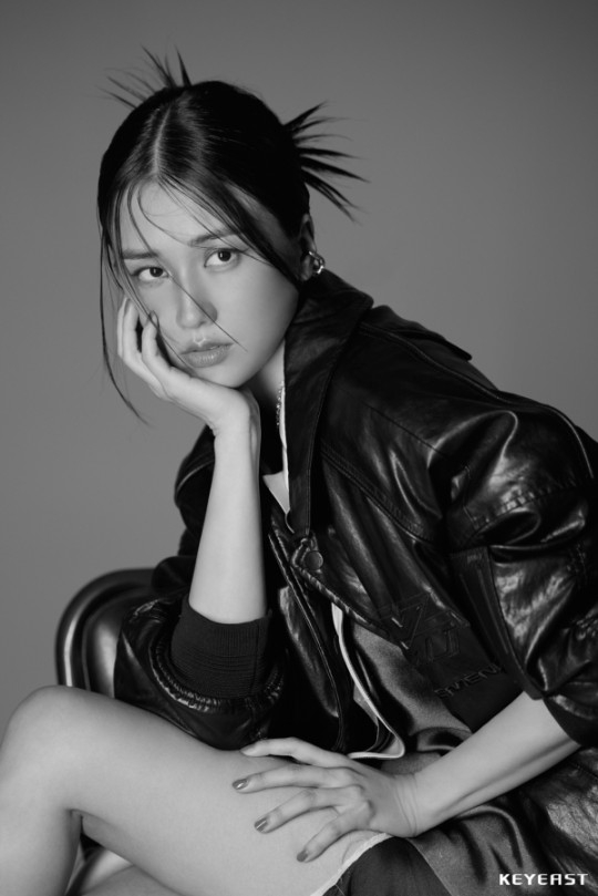 韩国女艺人朴河宣未公开杂志写真首次曝光|朴河宣|写真|杂志_新浪新闻