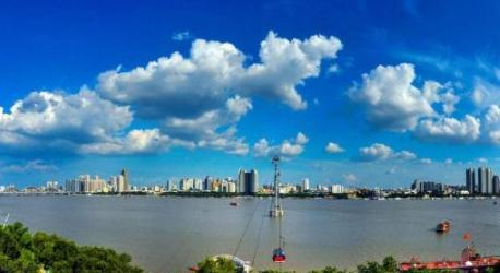 锡林浩特必游景点与热闹街区揭秘 锡林浩特合肥男人喜欢去的小巷子