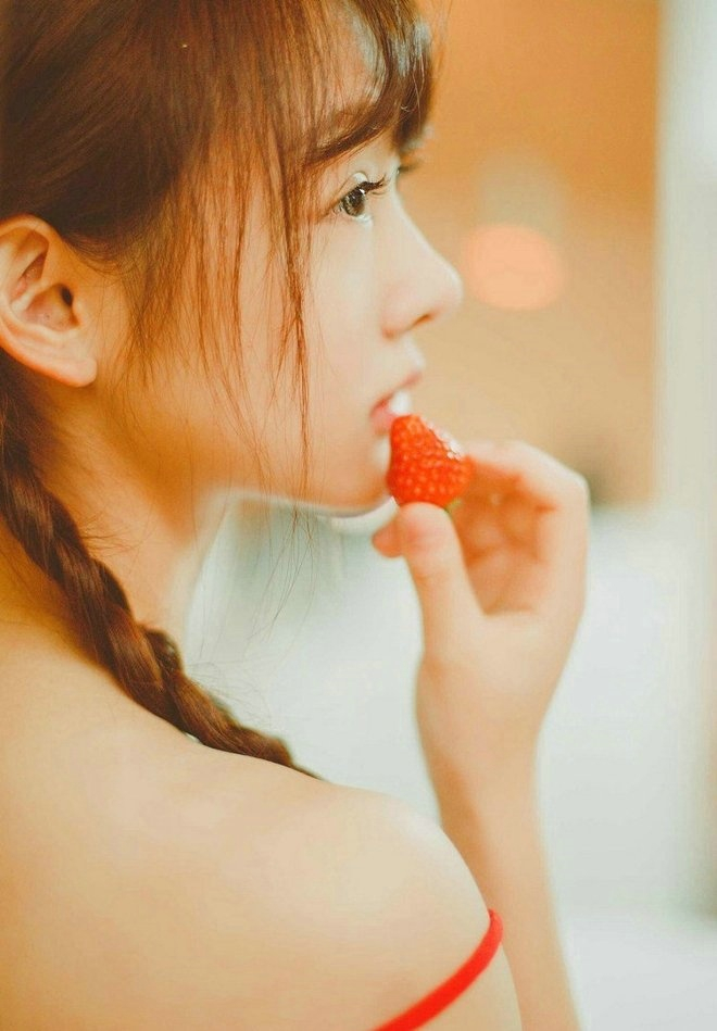 清甜可人阳光活泼少女俏皮唯美写真__财经头条