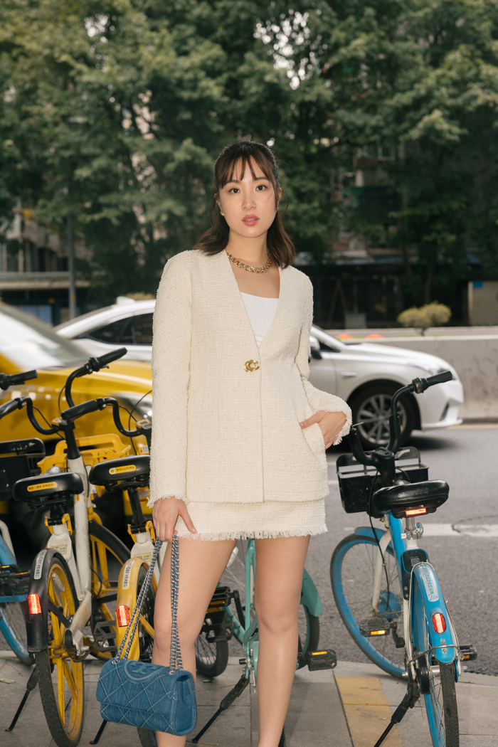 青年创业家melindawang王咏颖动身前往广州太古汇精品店