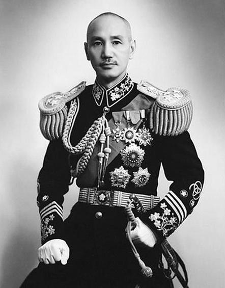 蒋公眼中的“国之栋梁”:张灵甫、黄百韬、胡琏,他们有啥本事|将领|高级将领|派系|万家岭|向前冲_新浪新闻