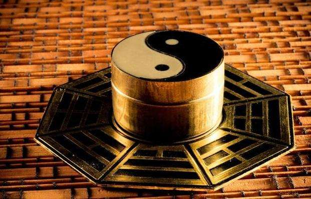 逸轩风水:八字实例解读天干五合之戊癸合化火