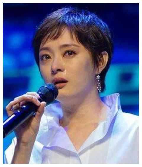 当初不满意孙俪捐钱少发文指责孙俪的贫困生向海清如今怎样了