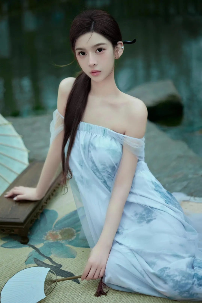 古韵少女优雅可爱自信清秀唯美写真