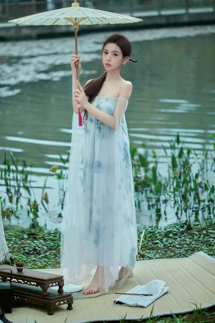 古韵少女优雅可爱自信清秀唯美写真