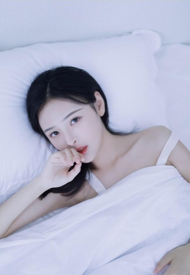 清新美女写真图片